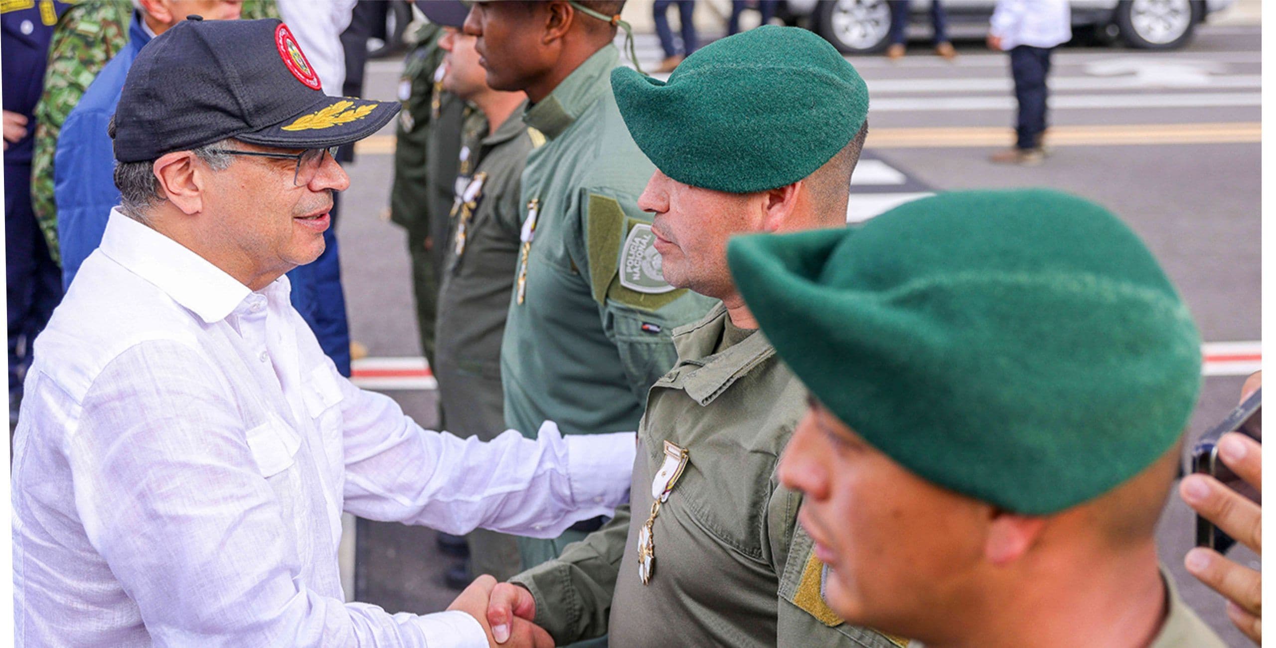 Ni diálogo ni cese al fuego con el Estado Mayor Central en el Cauca, mientras no desmonten economías ilícitas, ordenó Petro